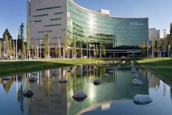 Cleveland Clinic Main Campus in Cleveland, OH
