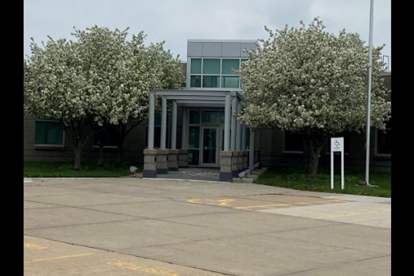 Iowa Weight Loss Specialists - Iowa Specialty Hospitals and Clinics in Des Moines, IA