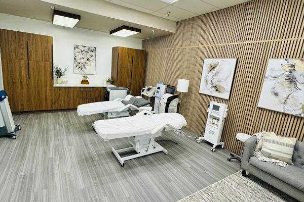 LD Wellness & Aesthetics / Loraine Diego, MD in Los Angeles, CA