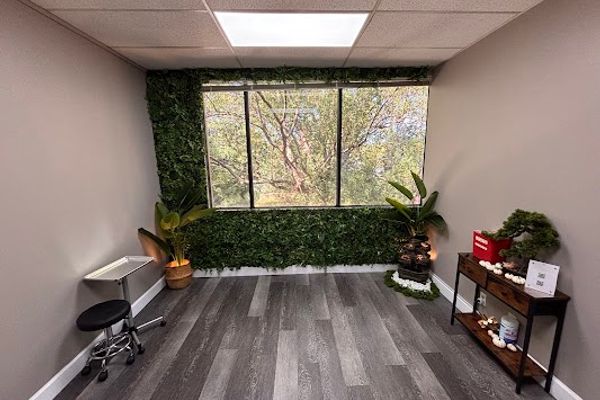 LGLN Weight Loss & Wellness Center in Jacksonville, FL