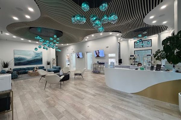 NuIQ Wellness Lounge & Med Spa in Cleveland, OH